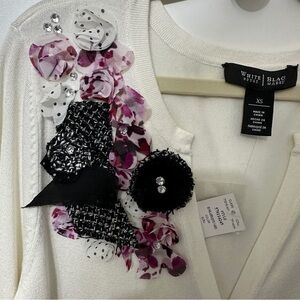WHBM NWT FLOWER APPLIQUÉ CARDIGAN